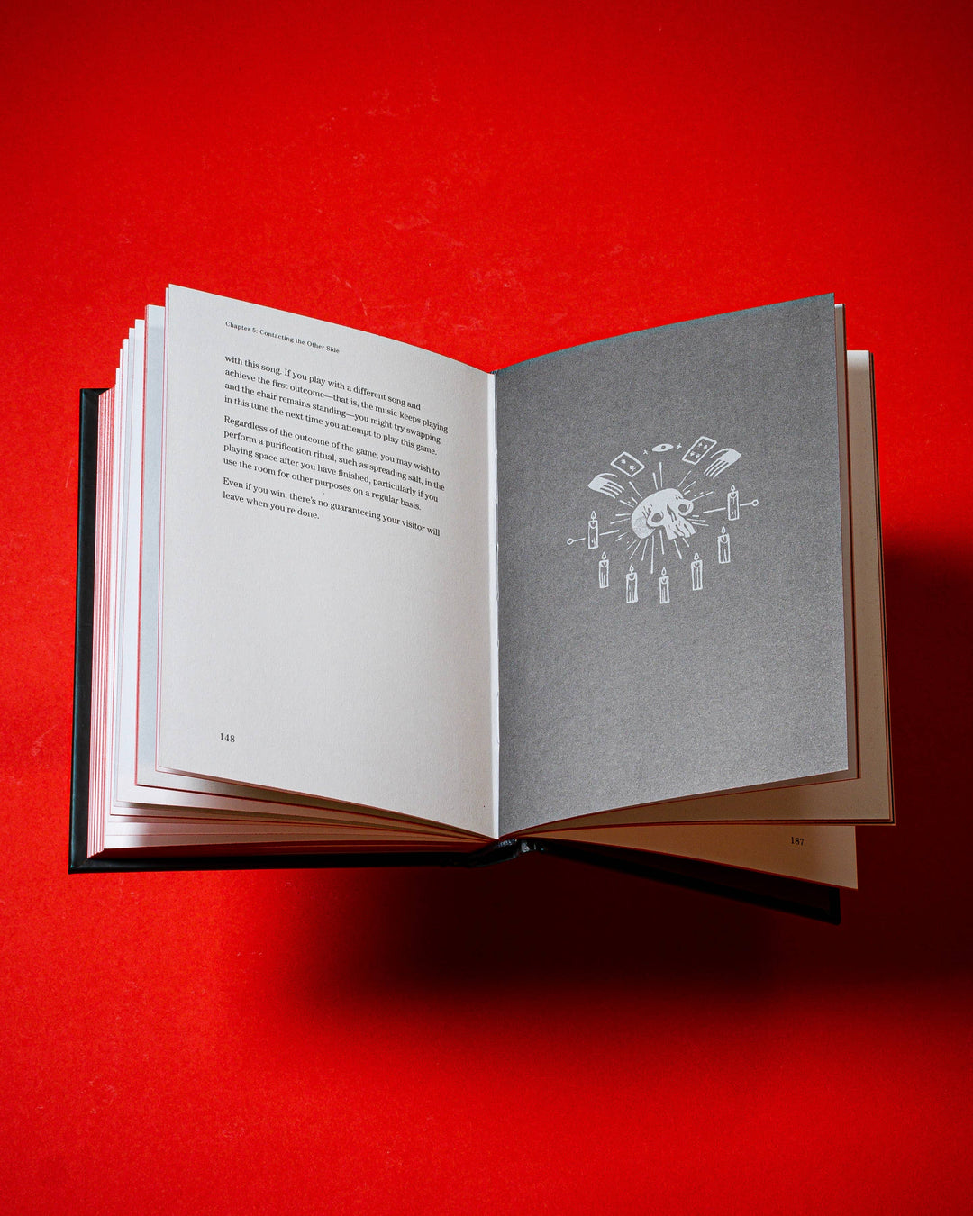 Chronicle Books - Dangerous Games to Play in the Dark