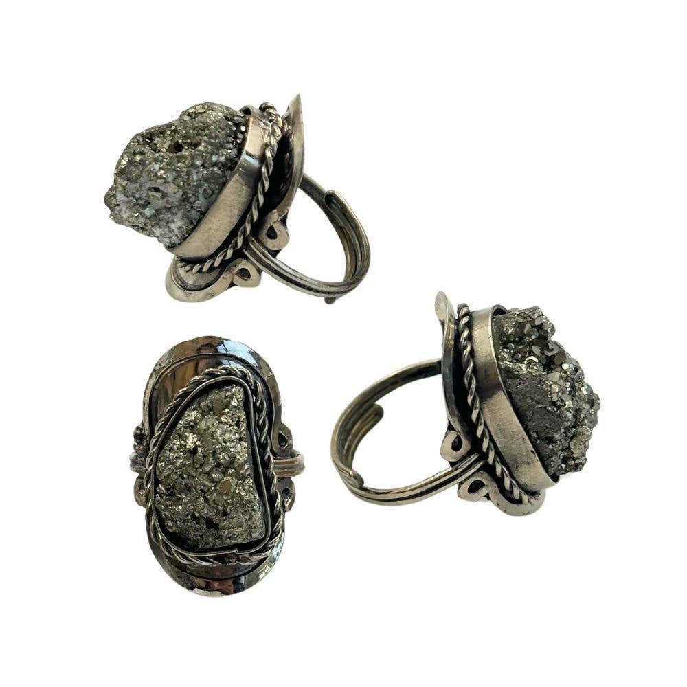 Earths Elements Ring - Raw Pyrite