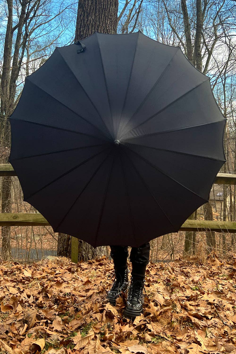 vampirefreaks - Batwing Pagoda Umbrella [MIDNIGHT BLACK]