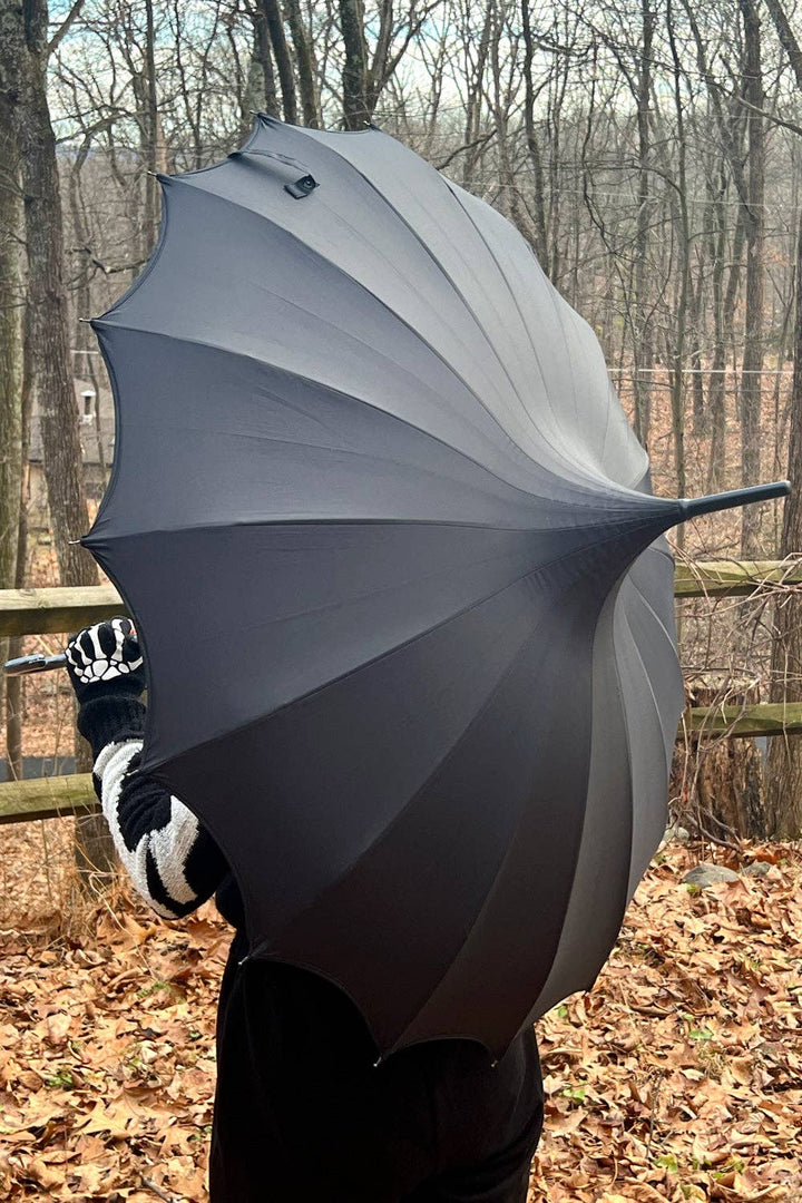 vampirefreaks - Batwing Pagoda Umbrella [MIDNIGHT BLACK]