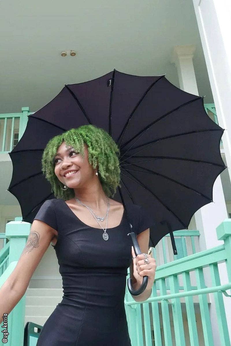 vampirefreaks - Batwing Pagoda Umbrella [MIDNIGHT BLACK]