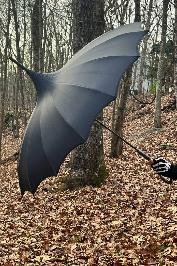 vampirefreaks - Batwing Pagoda Umbrella [MIDNIGHT BLACK]