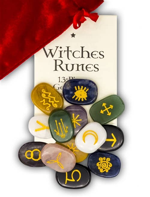 Starlinks Gifts - Witches Runes Divination Set WR01