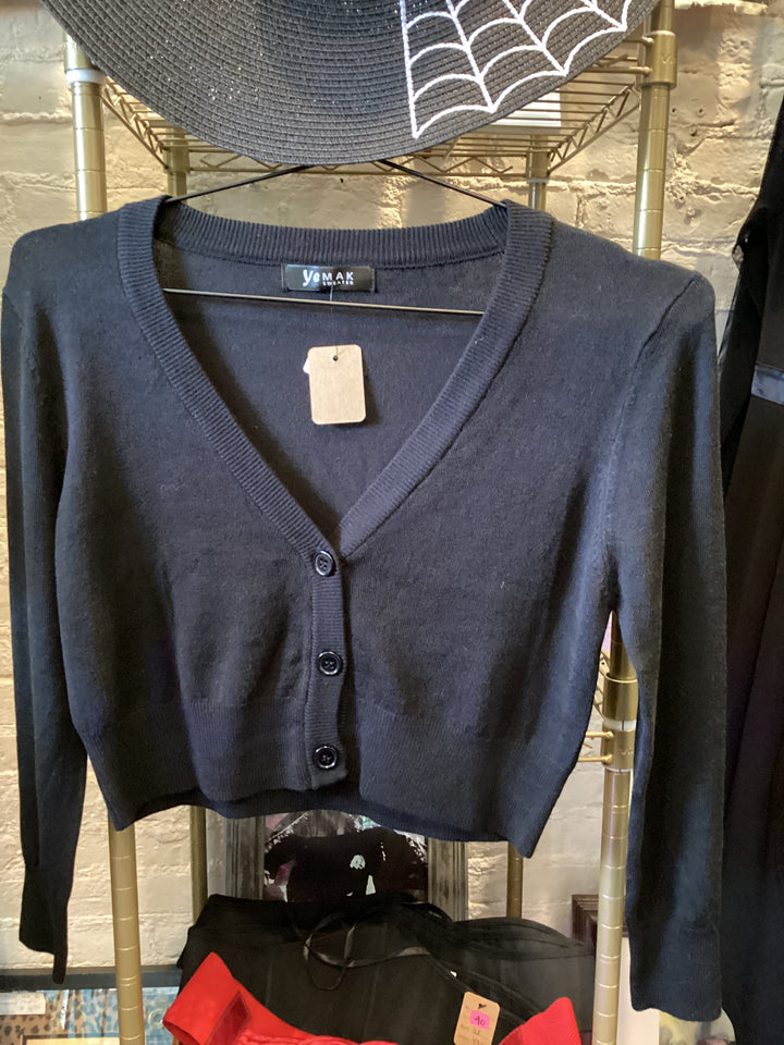 Lightweight Button Up Cardigan Half Sweater