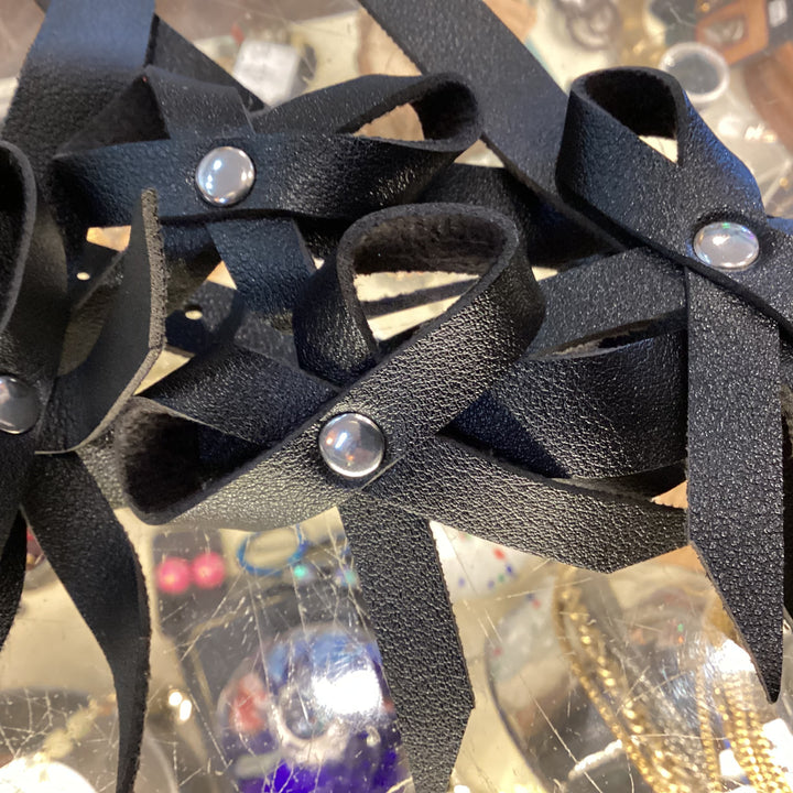 Black Vegetarian Leather Anklet with Bow Detail