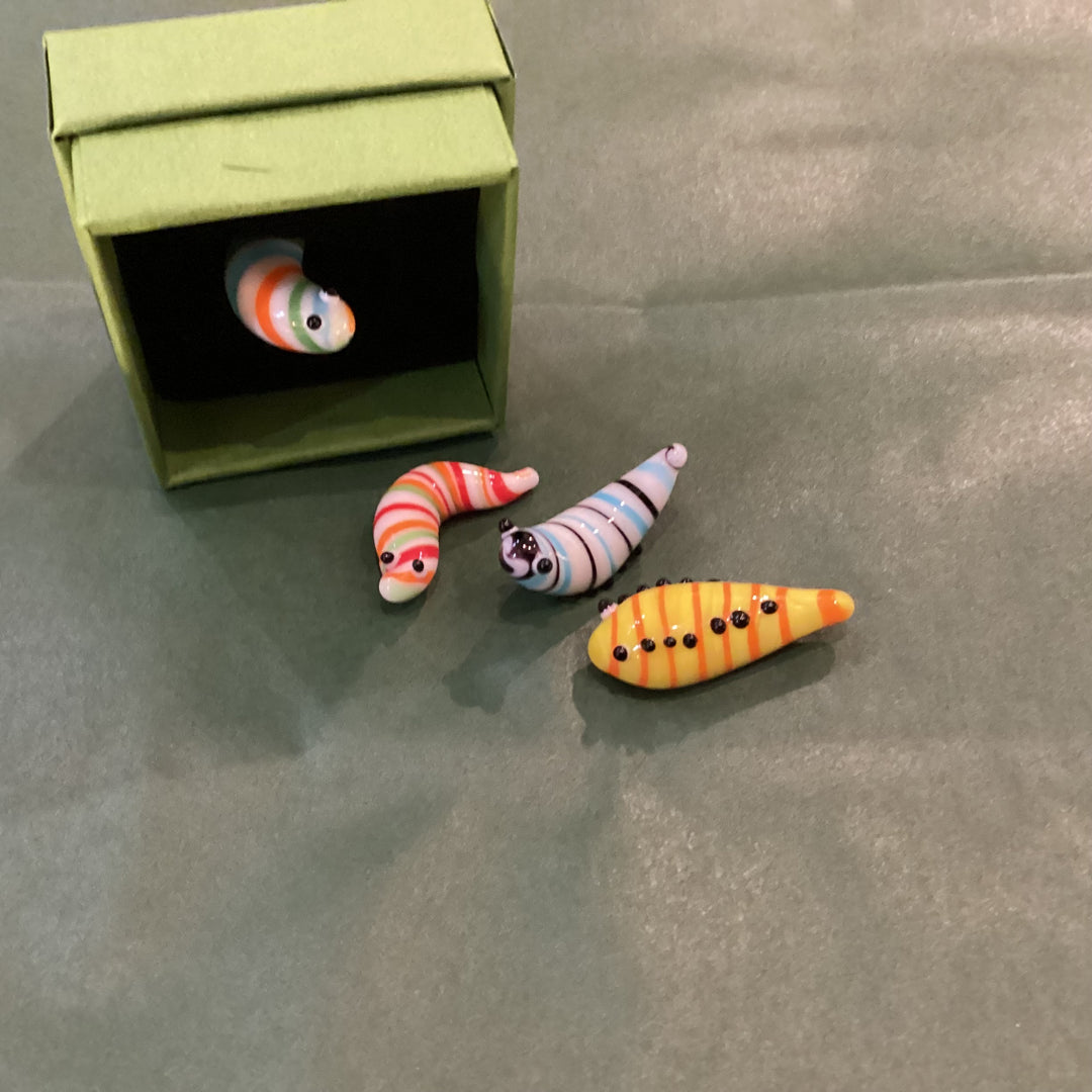 Glass Worm of Transitional Good Luck