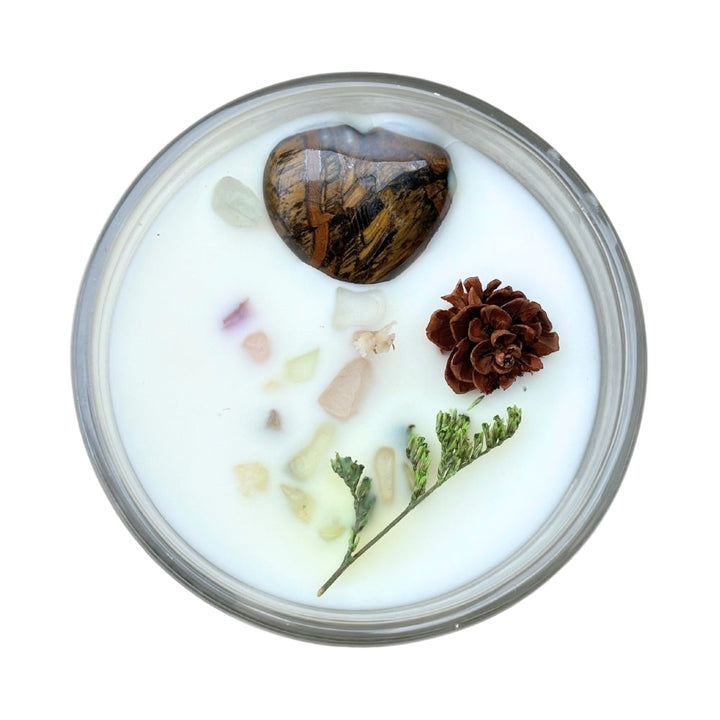 Strength Crystal Candle- Moroccan Amber with Tiger’s Eye Heart and Fluorite