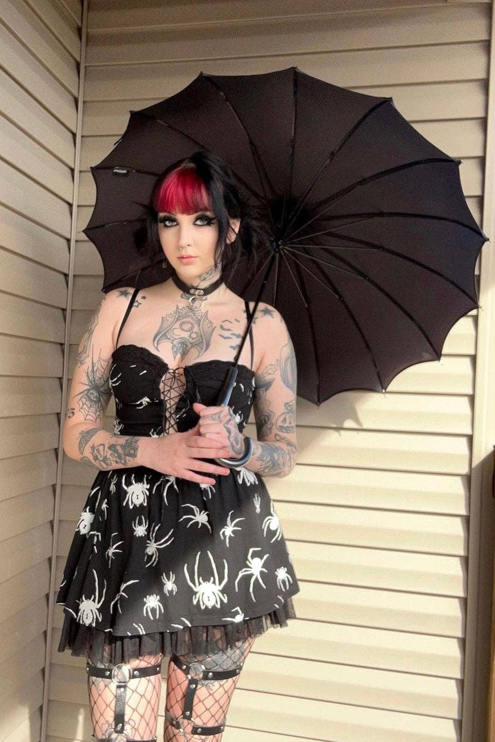 vampirefreaks - Batwing Pagoda Umbrella [MIDNIGHT BLACK]