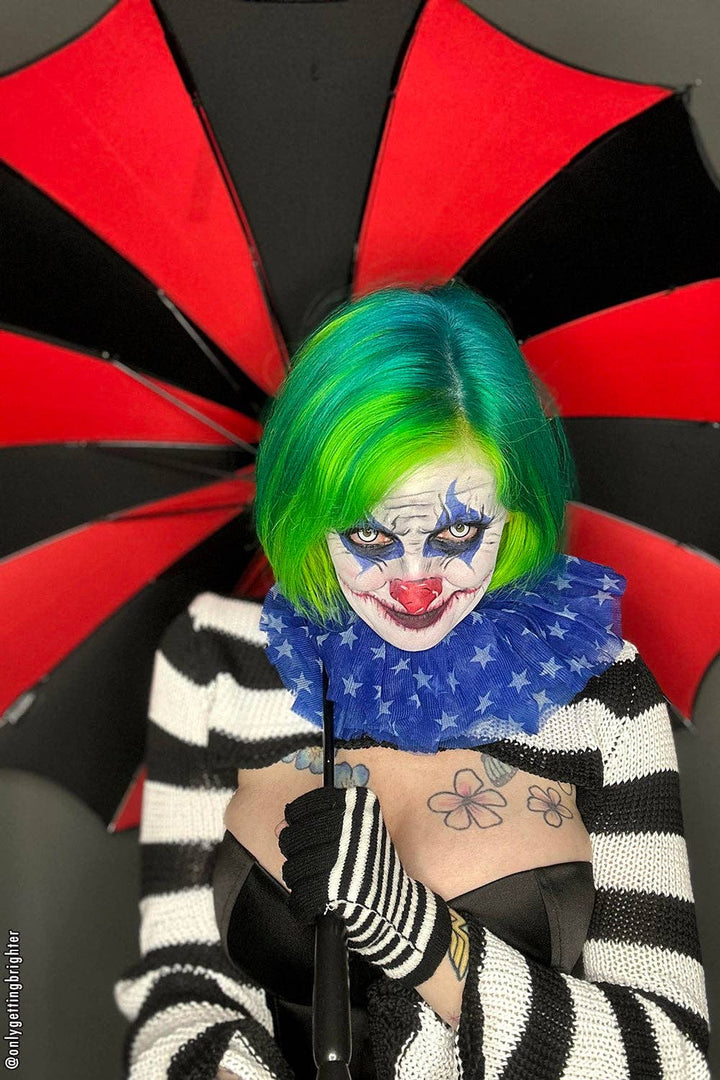 vampirefreaks - Batwing Pagoda Umbrella [BLACK/RED STRIPED]